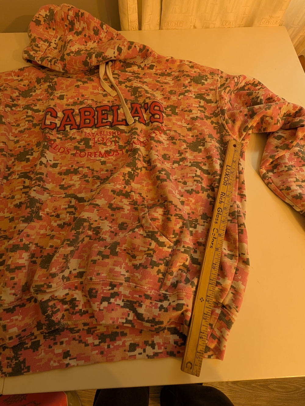 Cabelas Women's Pink Camo Zip-Up Hoodie XL